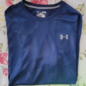 Blue XL Loose Under Armour Shirt